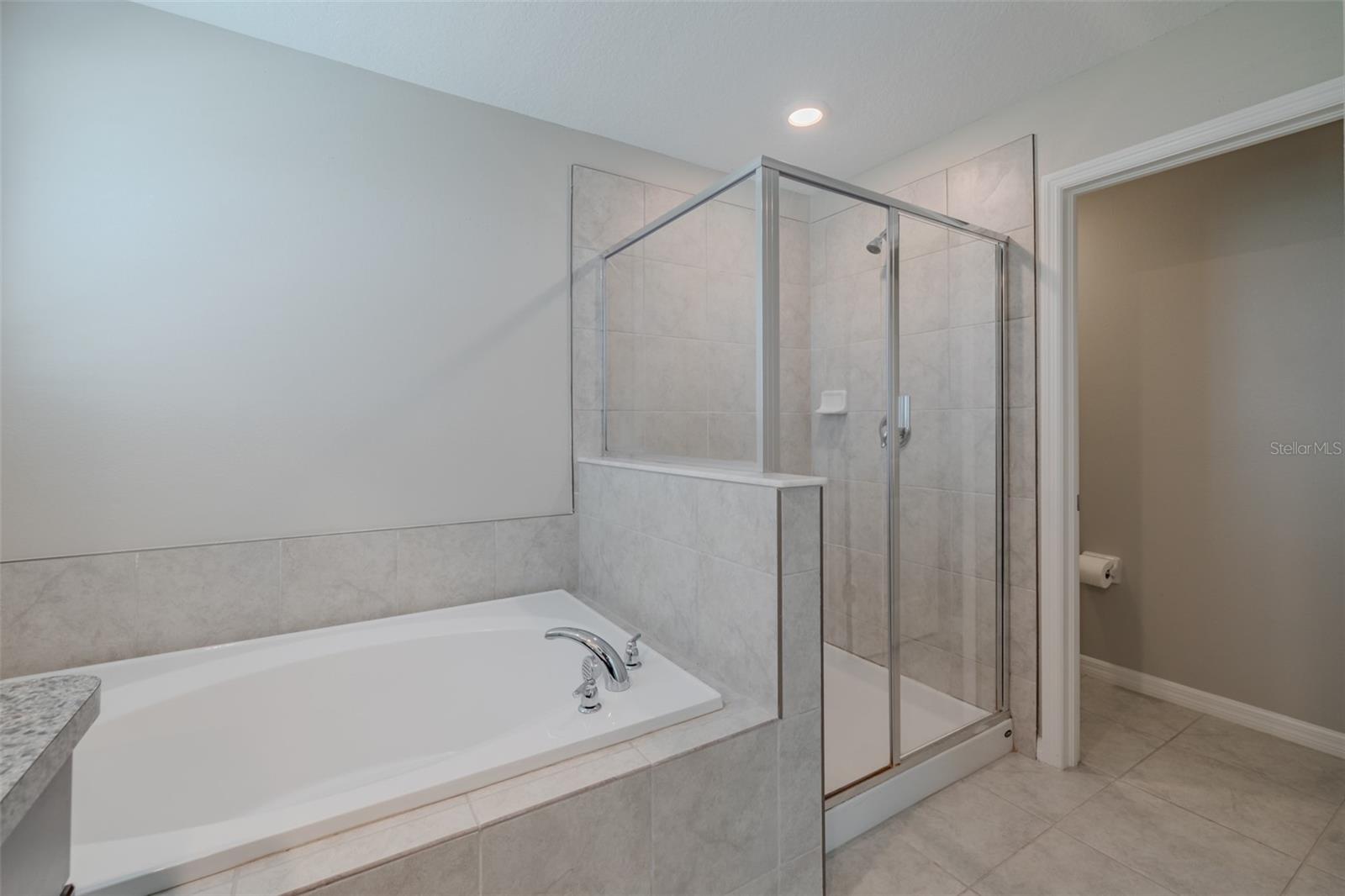 4712 RON EDDIE, TAMPA, FL, 33619