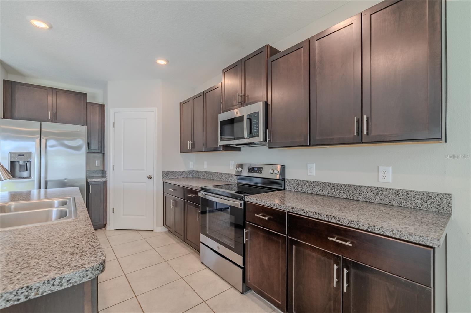 4712 RON EDDIE, TAMPA, FL, 33619