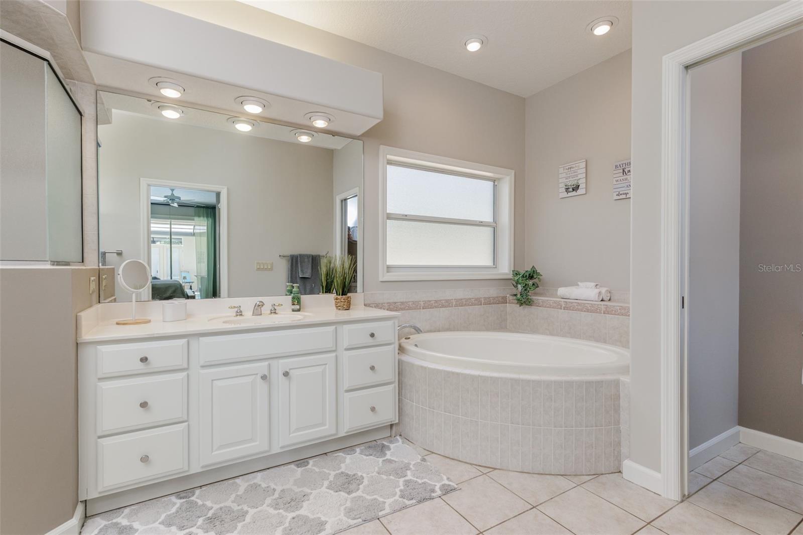 3099 N BARTON CREEK CIR, LECANTO, FL, 34461