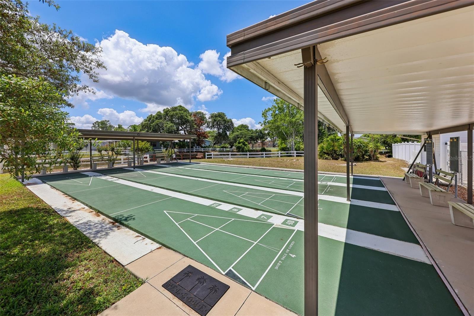 550 SAINT JOHNS RD, TAVARES, FL, 32778