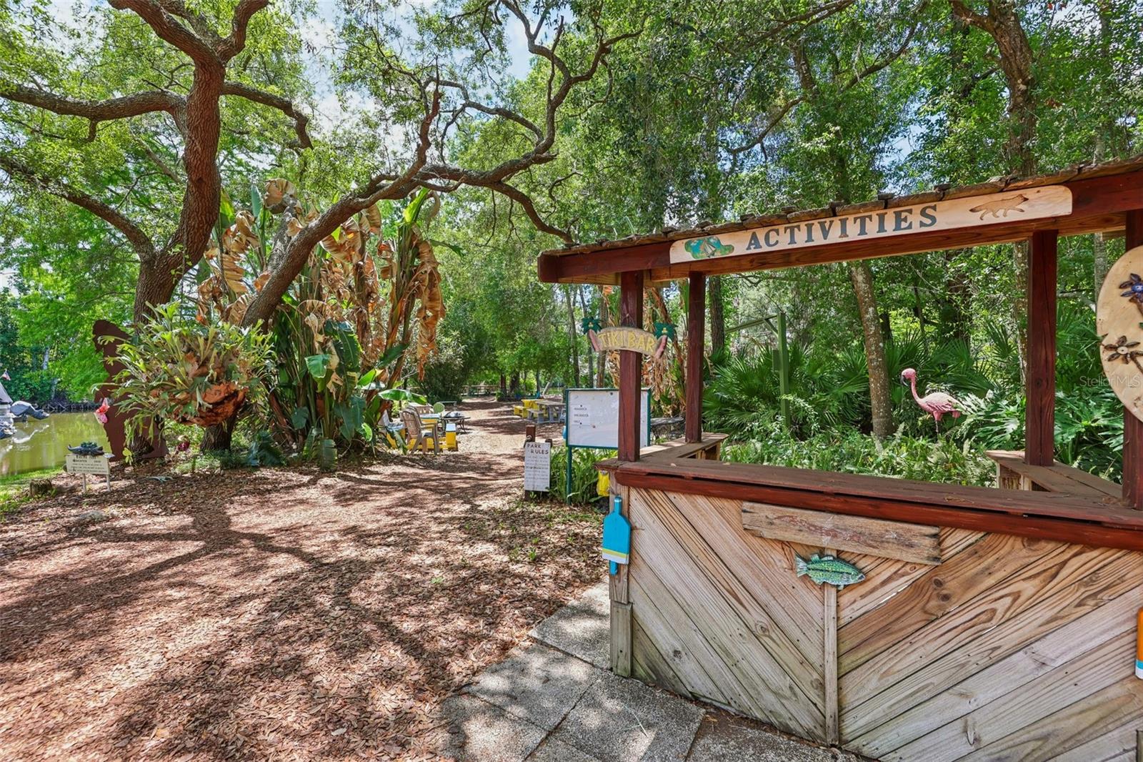 550 SAINT JOHNS RD, TAVARES, FL, 32778