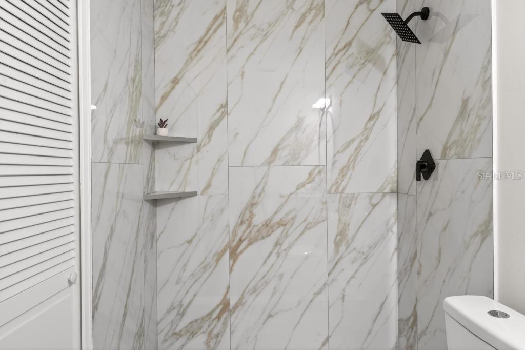 7126 CROOKED LAKE TRL, ORLANDO, FL, 32818