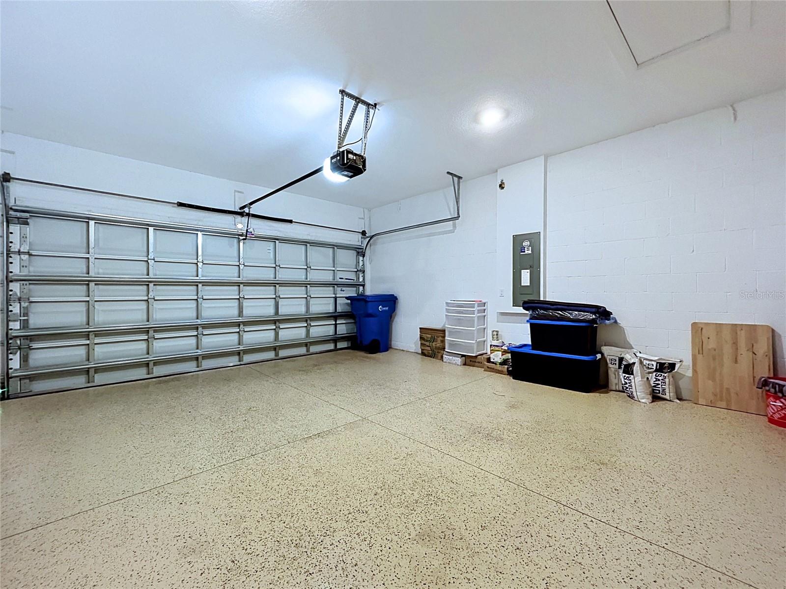 4610 GAROFALO RD, WESLEY CHAPEL, FL, 33543