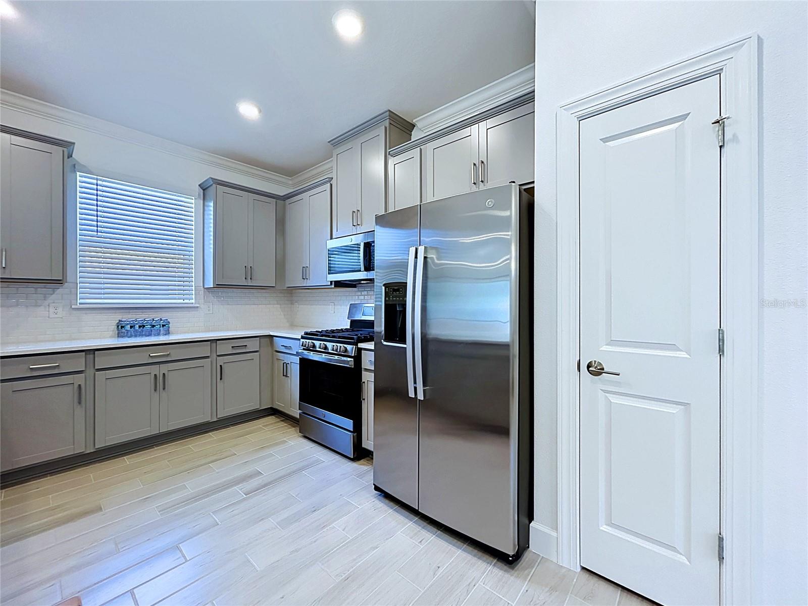 4610 GAROFALO RD, WESLEY CHAPEL, FL, 33543