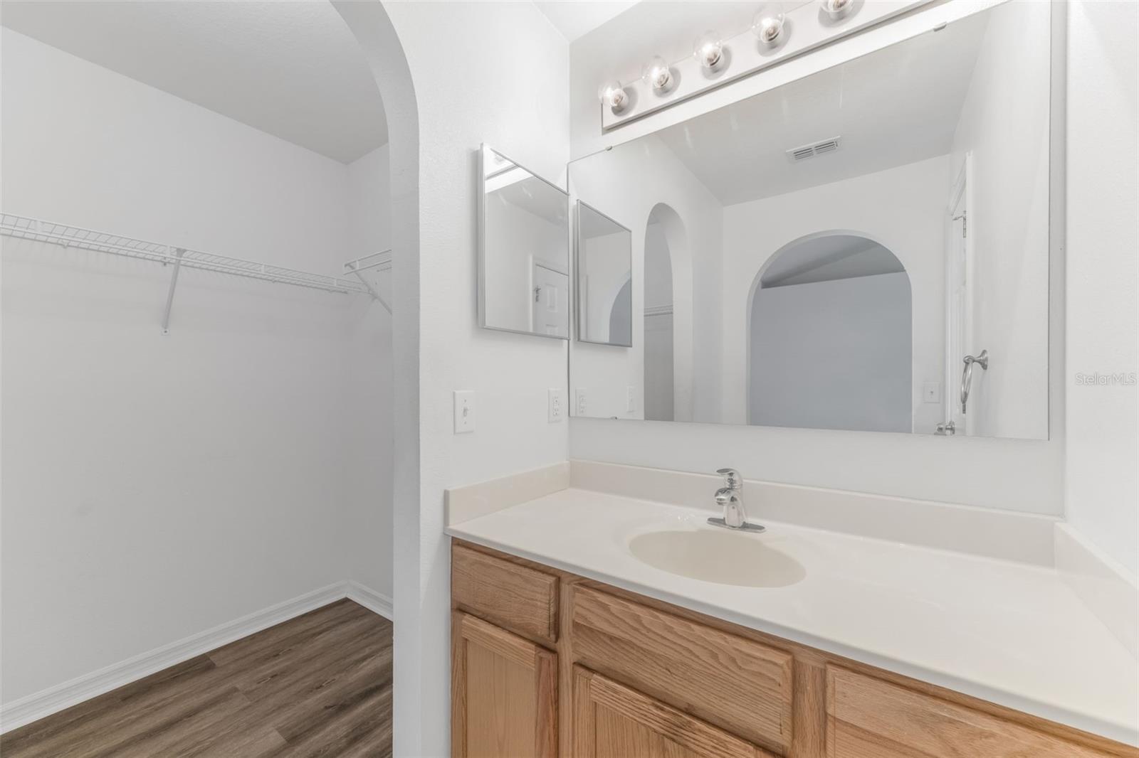 910 BRENTON LEAF DR, RUSKIN, FL, 33570