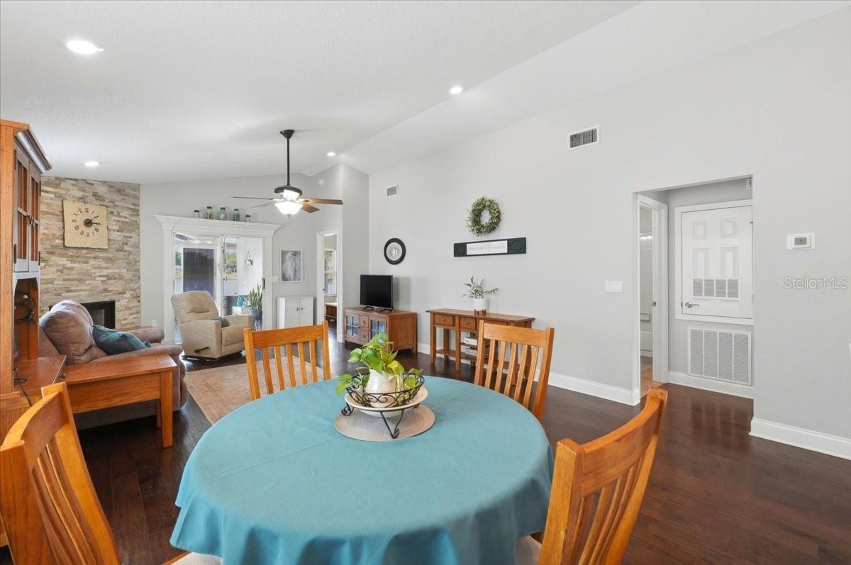 2063 WINDWARD PASS, LAKELAND, FL, 33813