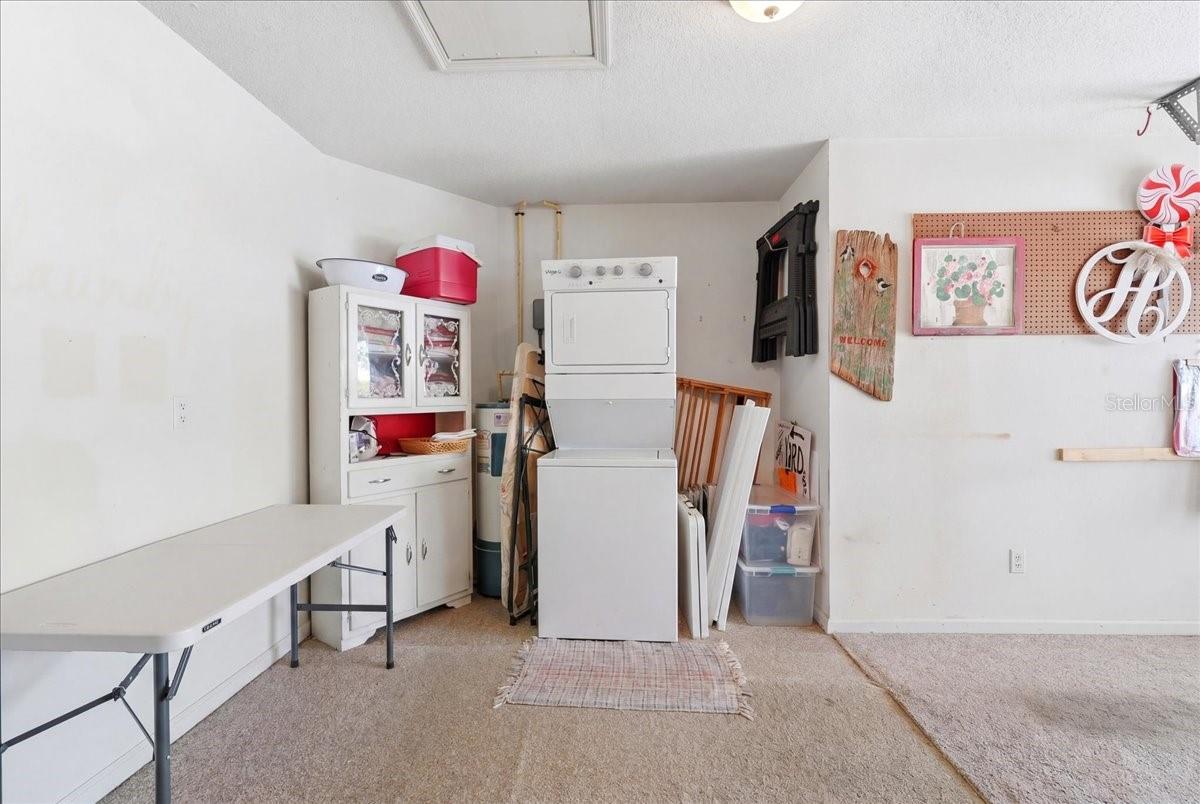 2063 WINDWARD PASS, LAKELAND, FL, 33813