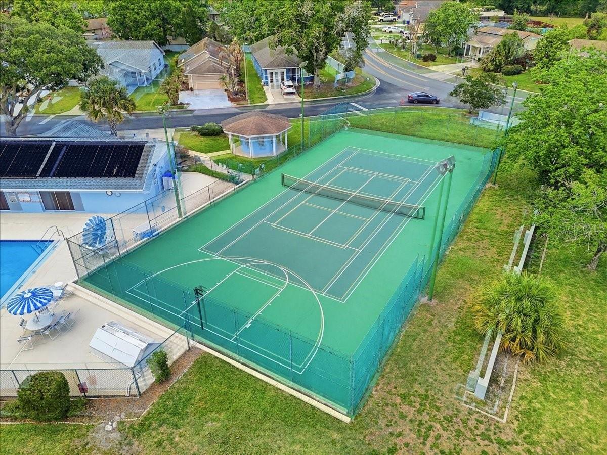 2063 WINDWARD PASS, LAKELAND, FL, 33813