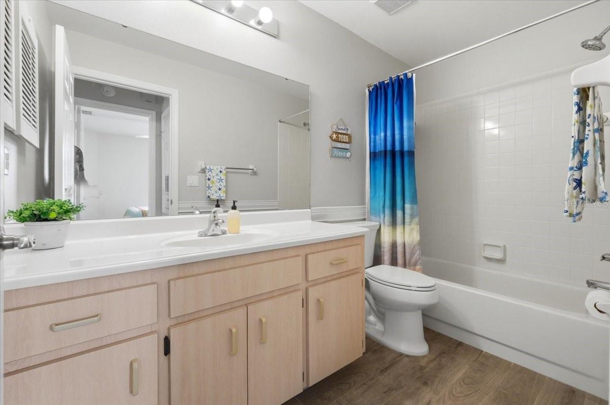 2063 WINDWARD PASS, LAKELAND, FL, 33813