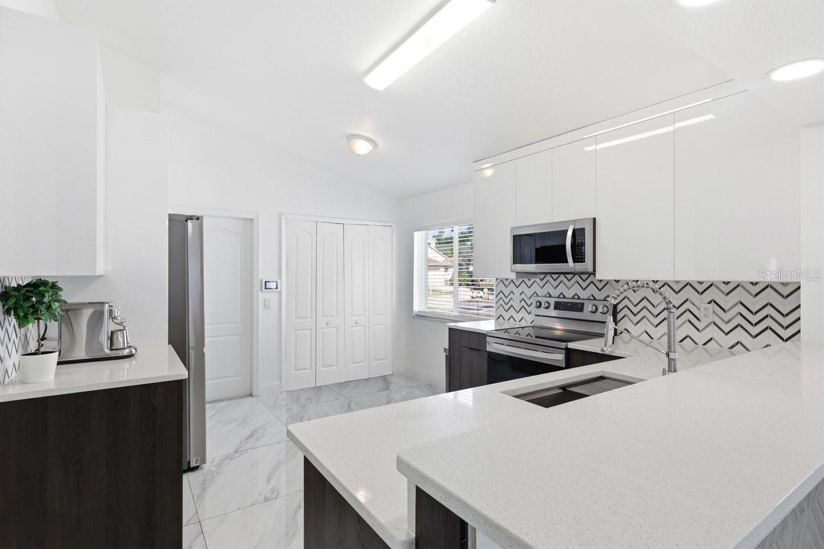 4030 WATERCOVE DR, RIVERVIEW, FL, 33578