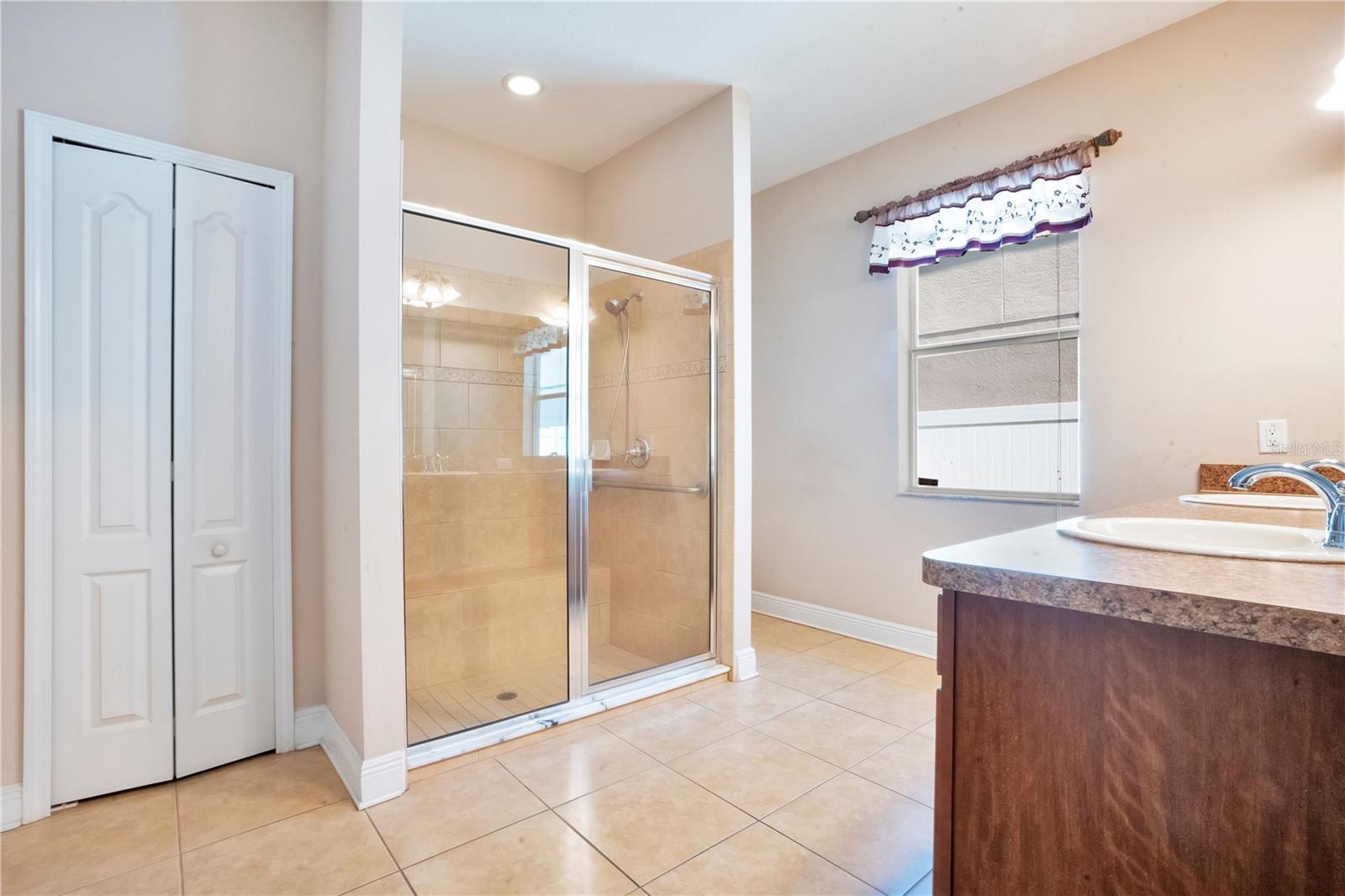 2210 VALTERRA VISTA WAY, VALRICO, FL, 33594