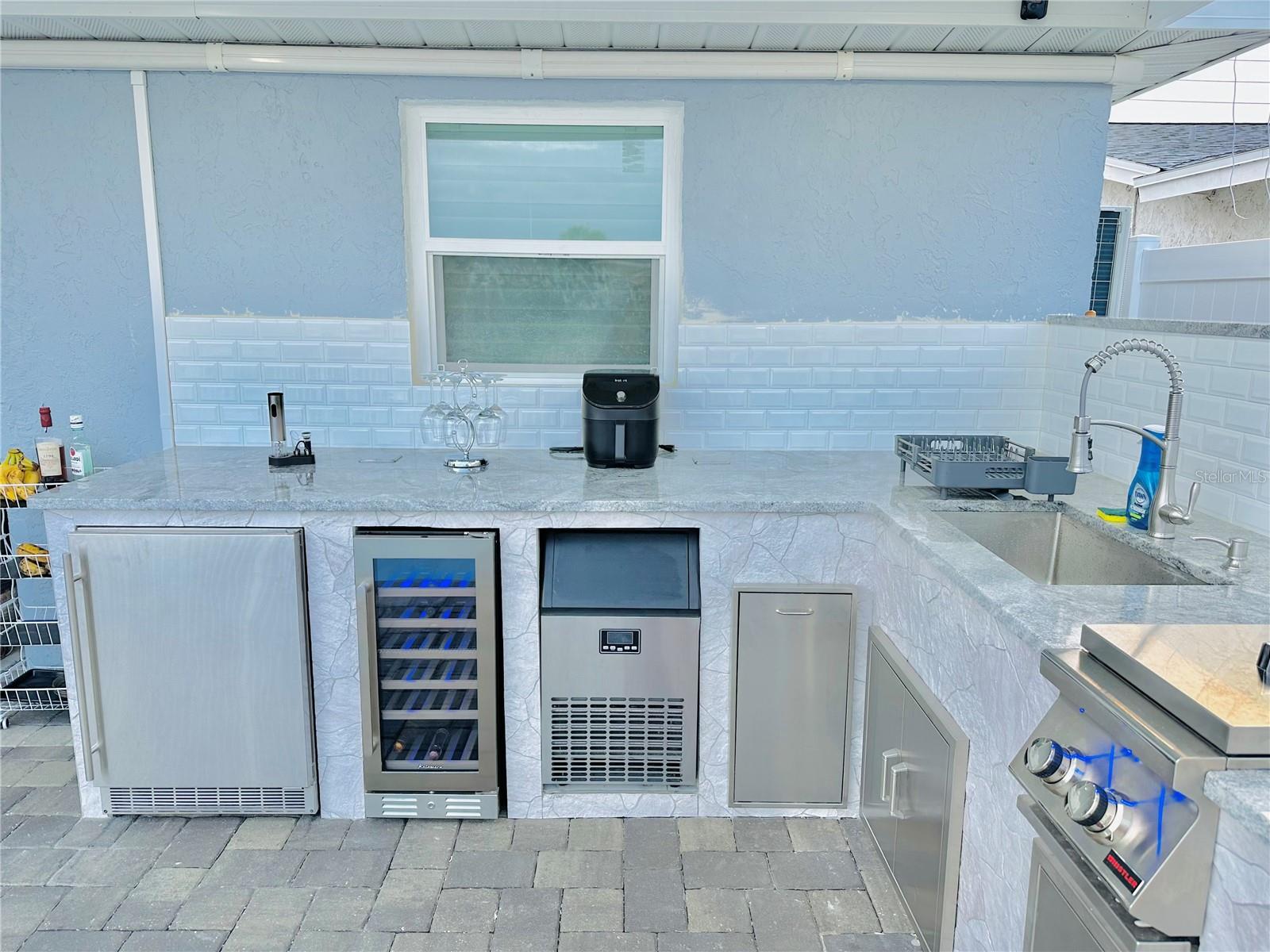 4229 FLORAMAR TER, NEW PORT RICHEY, FL, 34652