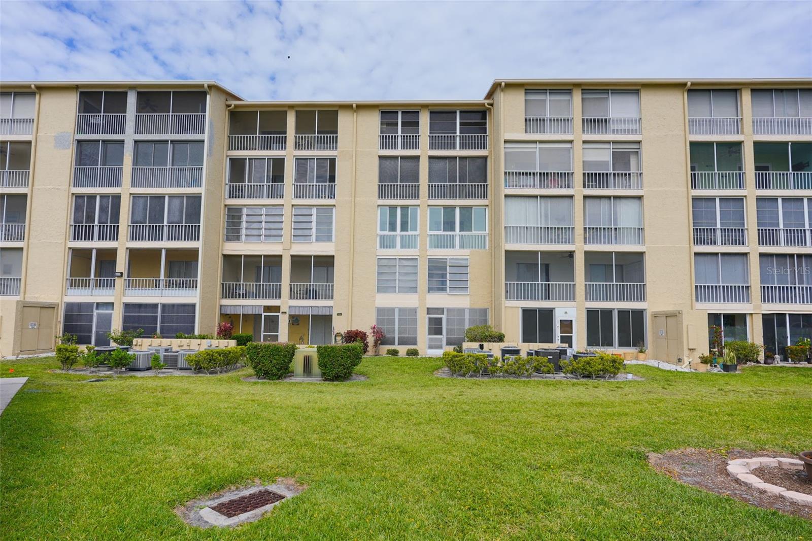 3607 LAKE BAYSHORE DR #312, BRADENTON, FL, 34205