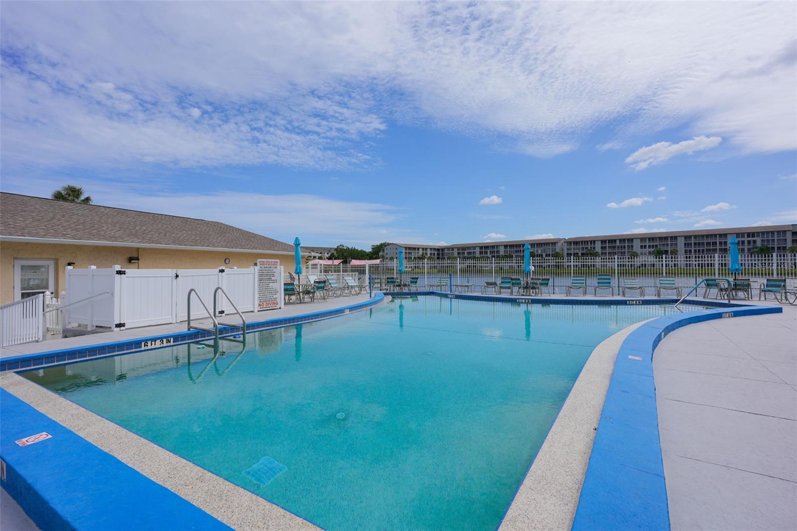 3607 LAKE BAYSHORE DR #312, BRADENTON, FL, 34205