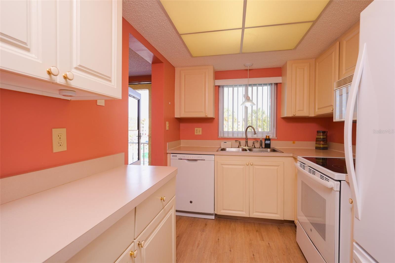 3607 LAKE BAYSHORE DR #312, BRADENTON, FL, 34205