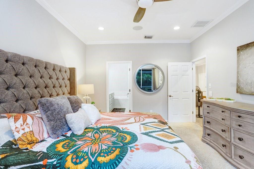 3915 DUKE FIRTH ST, LAND O LAKES, FL, 34638