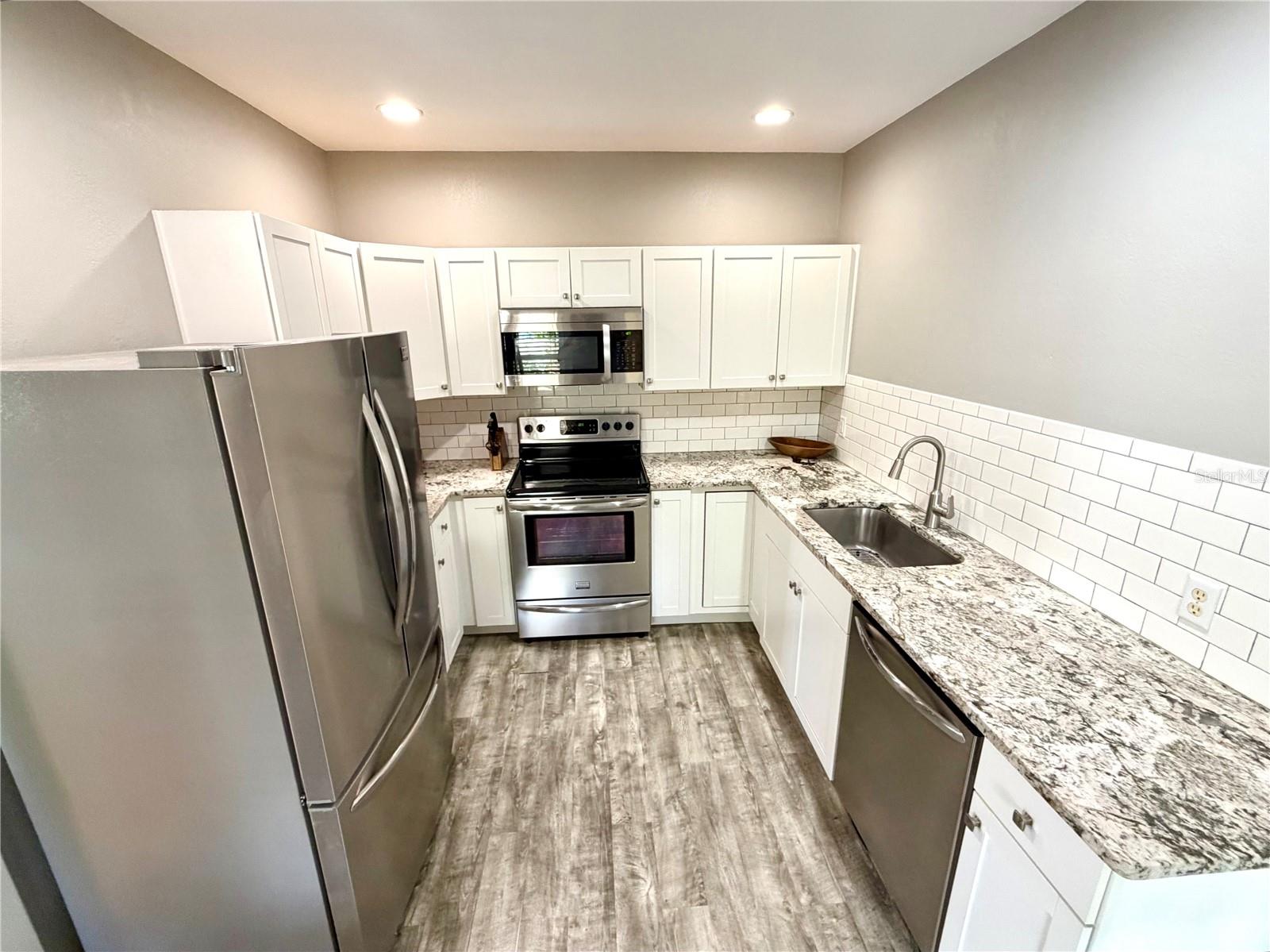 821 E LIME ST, LAKELAND, FL, 33801