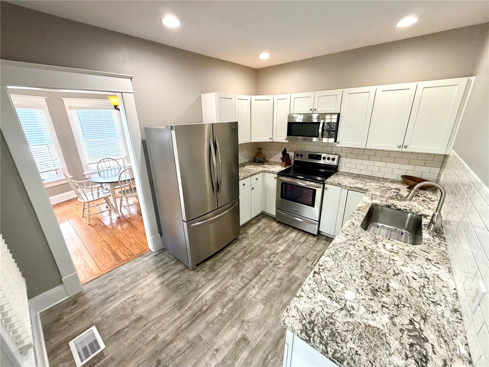 821 E LIME ST, LAKELAND, FL, 33801