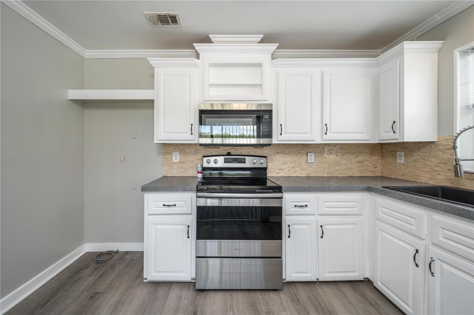 991 BAY CT, FROSTPROOF, FL, 33843