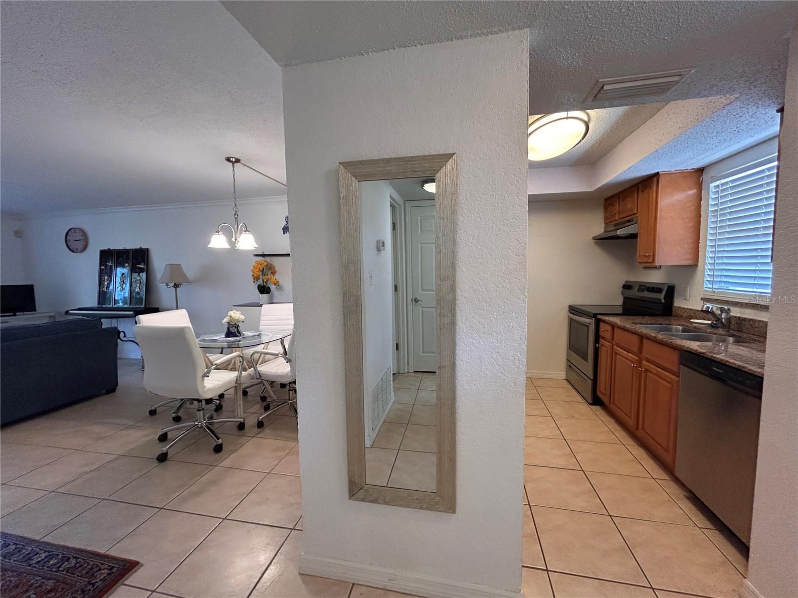 972 LA COSTA CIR #3, SARASOTA, FL, 34237
