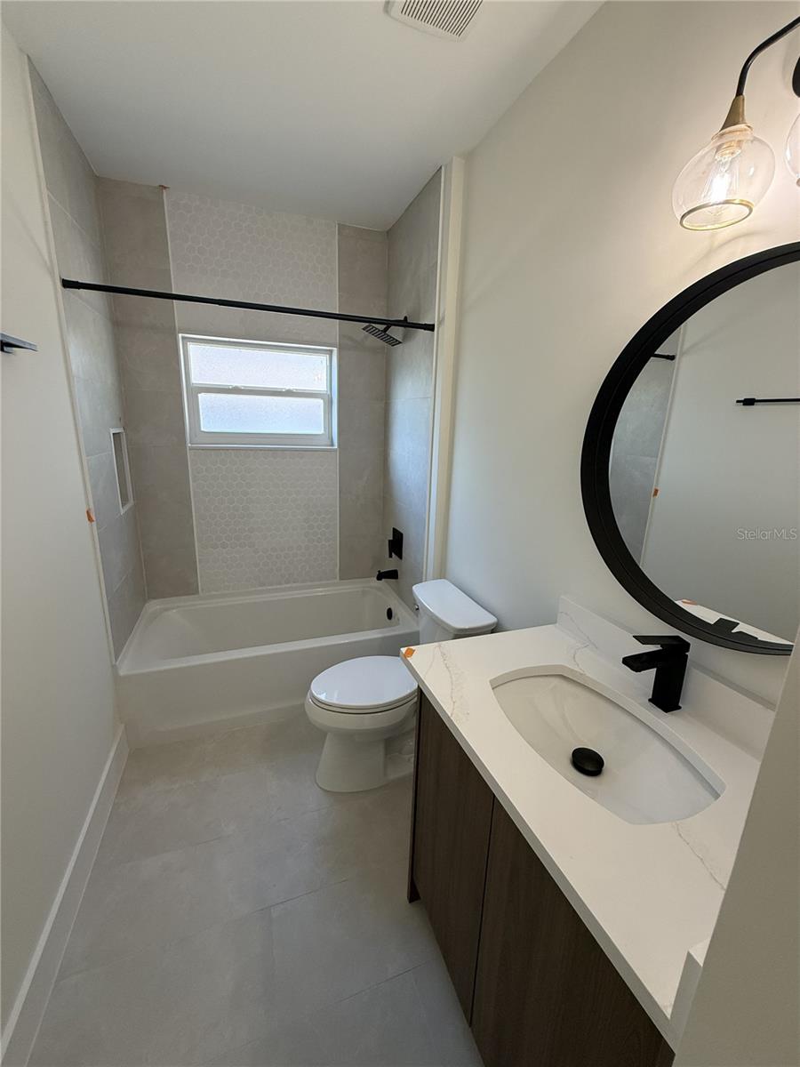 5813 REGENT RD, VENICE, FL, 34293