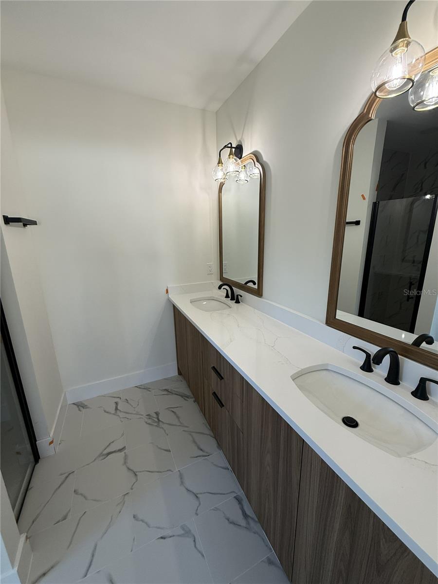 5813 REGENT RD, VENICE, FL, 34293