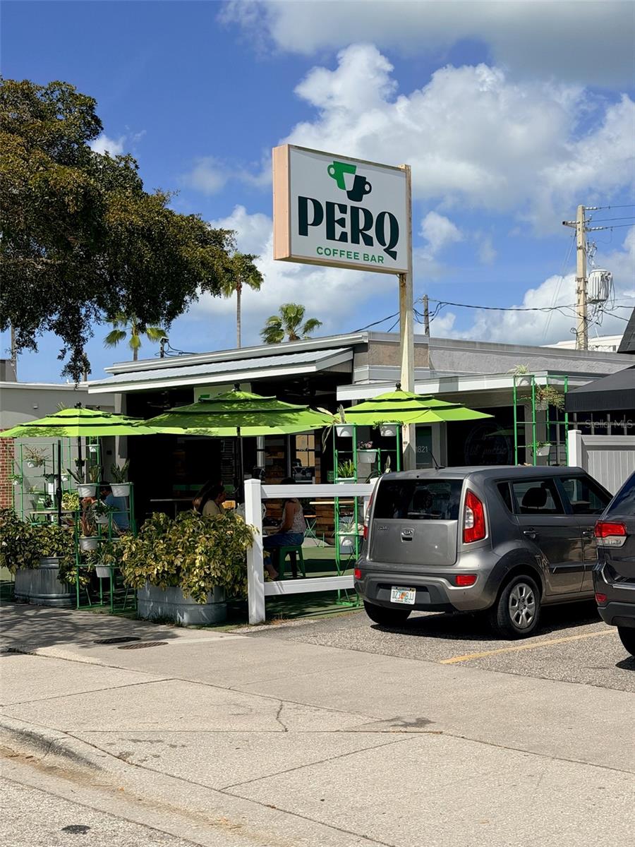 2440 HILLVIEW ST, SARASOTA, FL, 34239