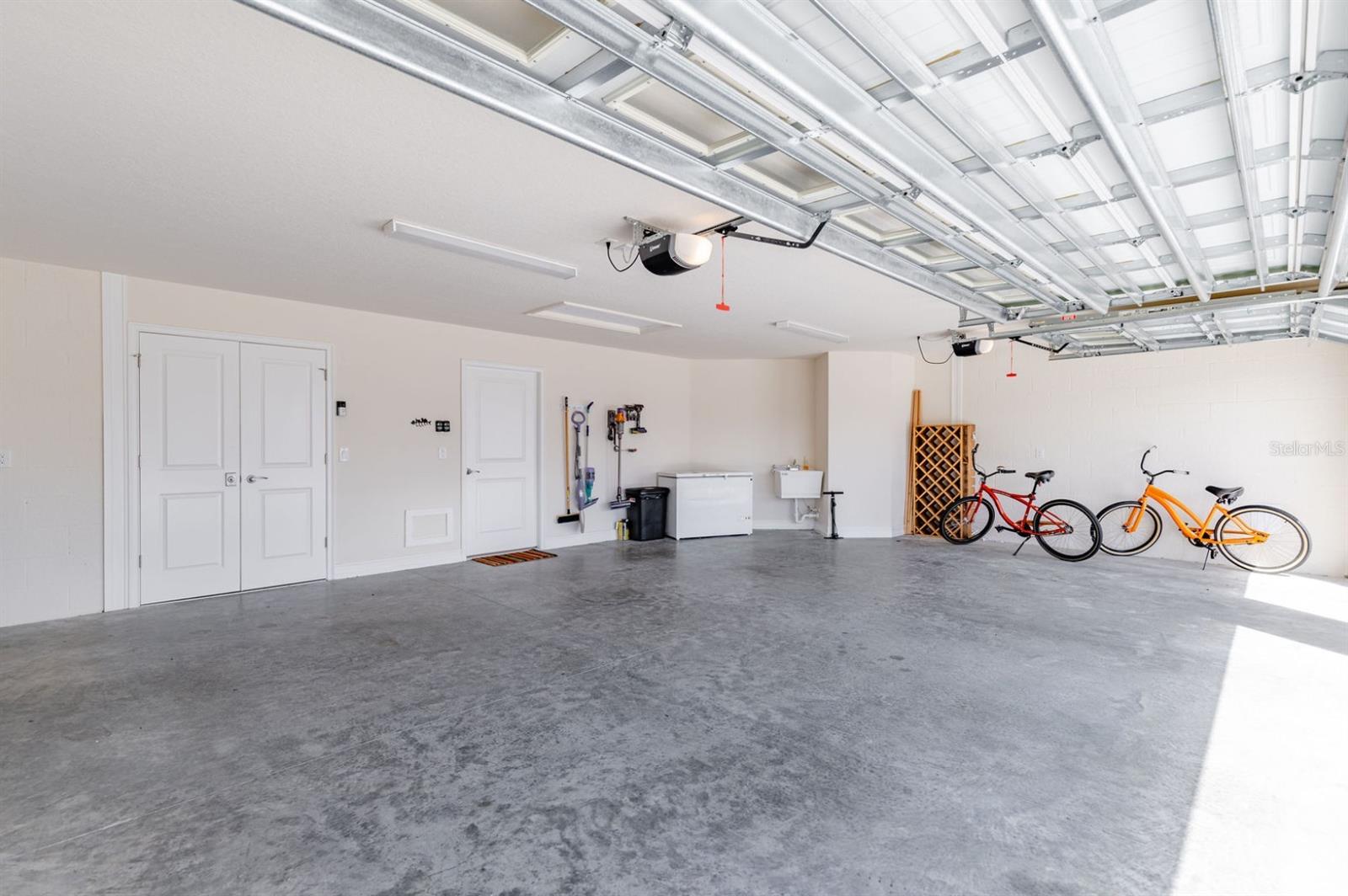 580 GOUGH PL, THE VILLAGES, FL, 32163