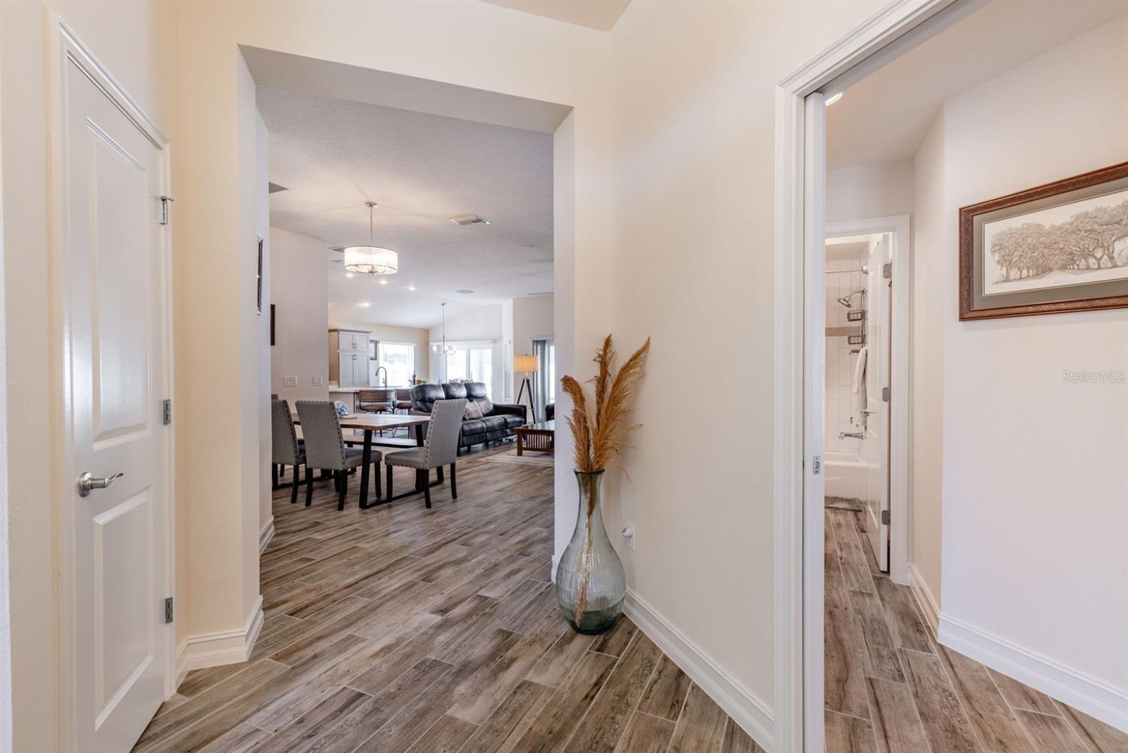 580 GOUGH PL, THE VILLAGES, FL, 32163