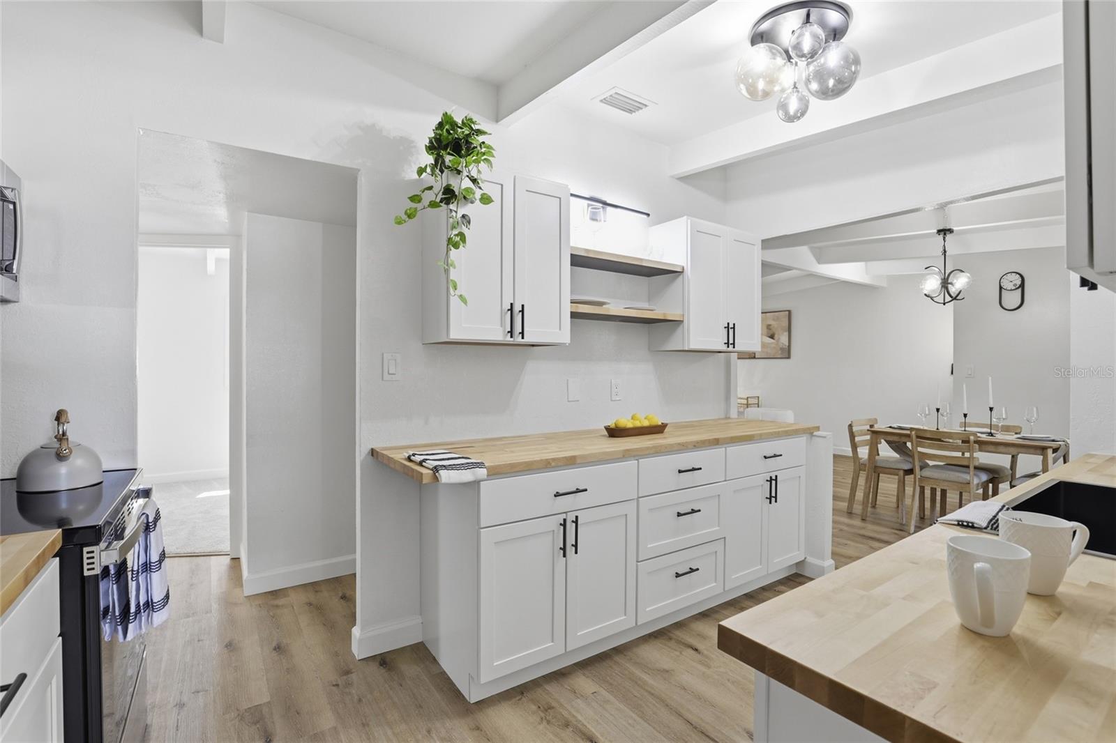 1214 NE 28TH AVE, GAINESVILLE, FL, 32609