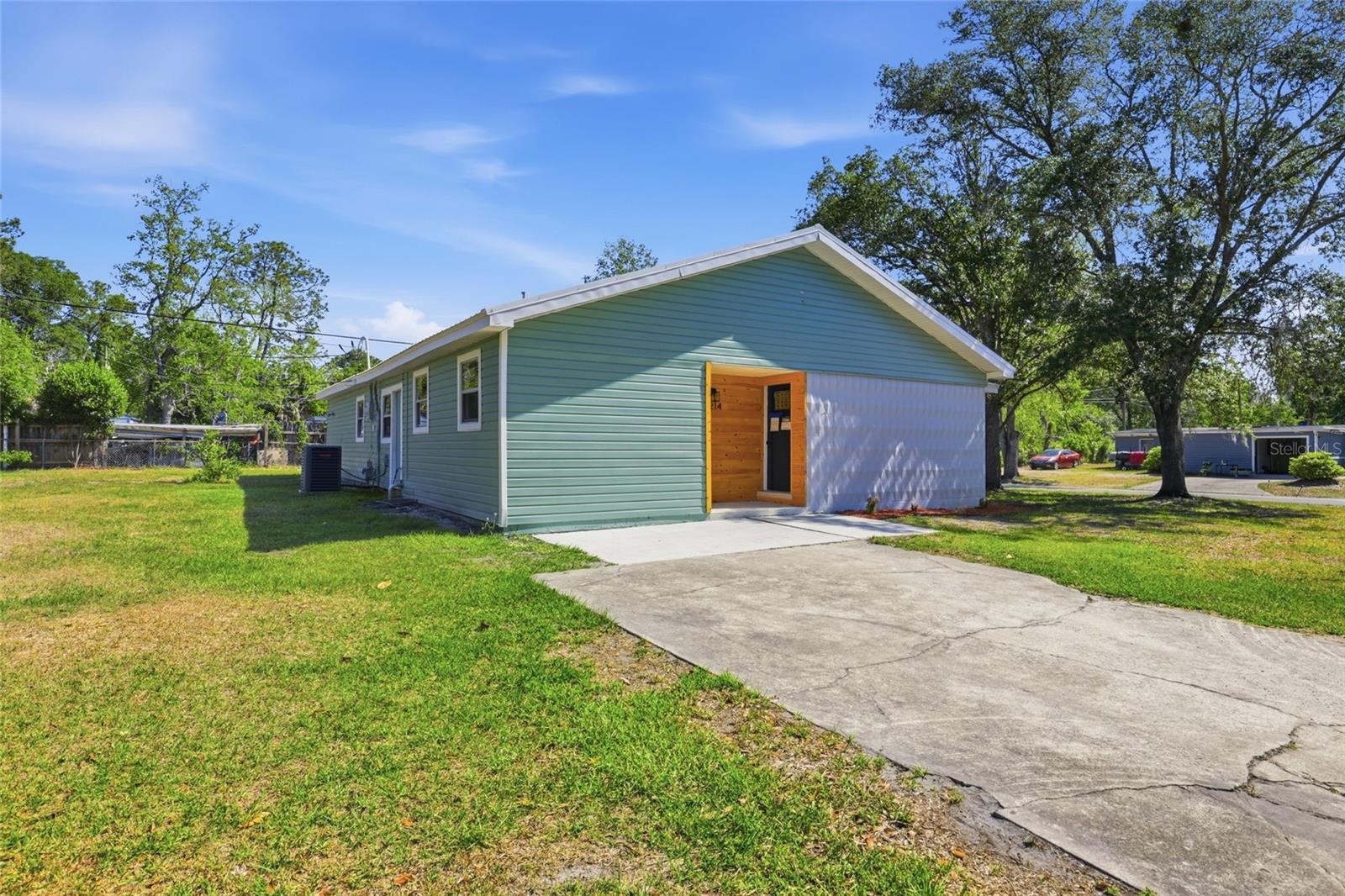 1214 NE 28TH AVE, GAINESVILLE, FL, 32609