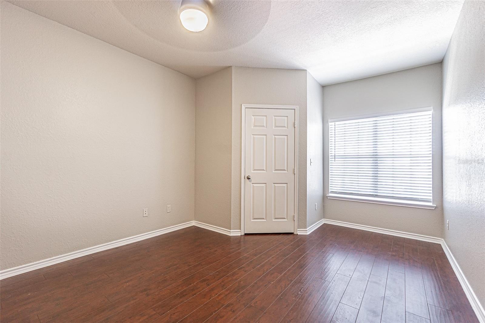 4316 BAYSIDE VILLAGE DR #302, TAMPA, FL, 33615