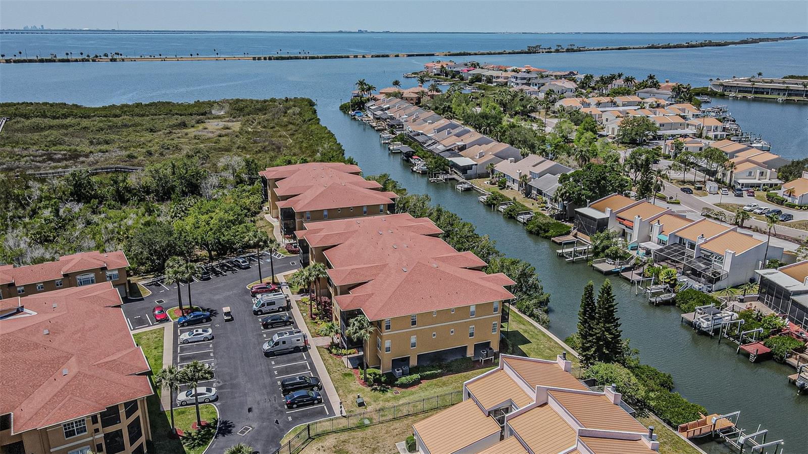 4316 BAYSIDE VILLAGE DR #302, TAMPA, FL, 33615