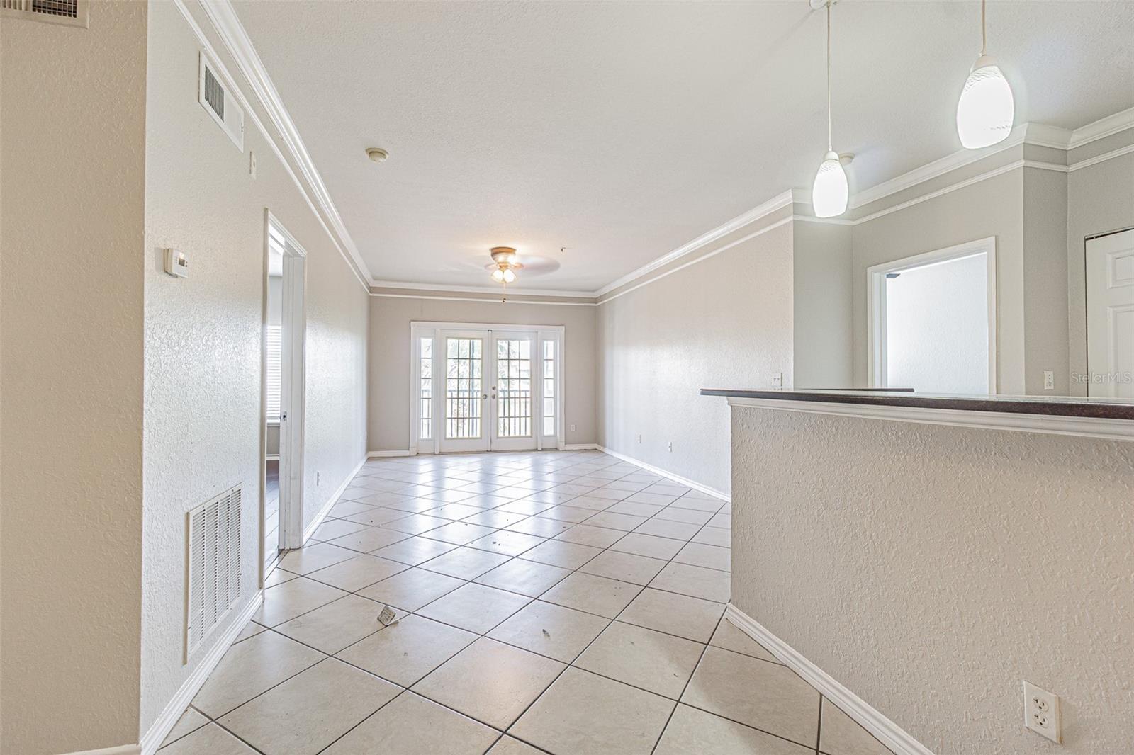 4316 BAYSIDE VILLAGE DR #302, TAMPA, FL, 33615