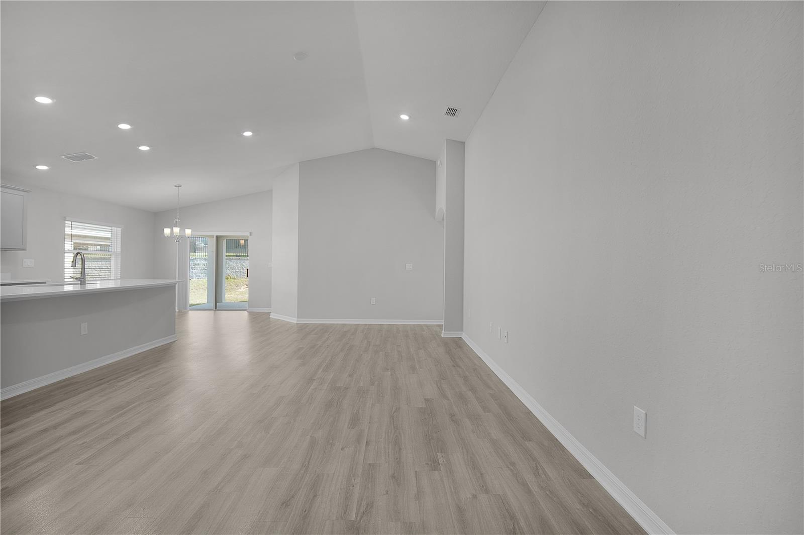 2439 MATTERHORN TRL, DAVENPORT, FL, 33837