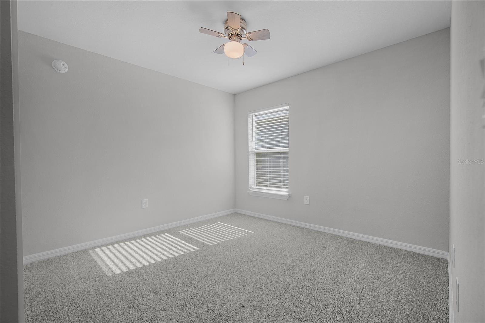 2439 MATTERHORN TRL, DAVENPORT, FL, 33837