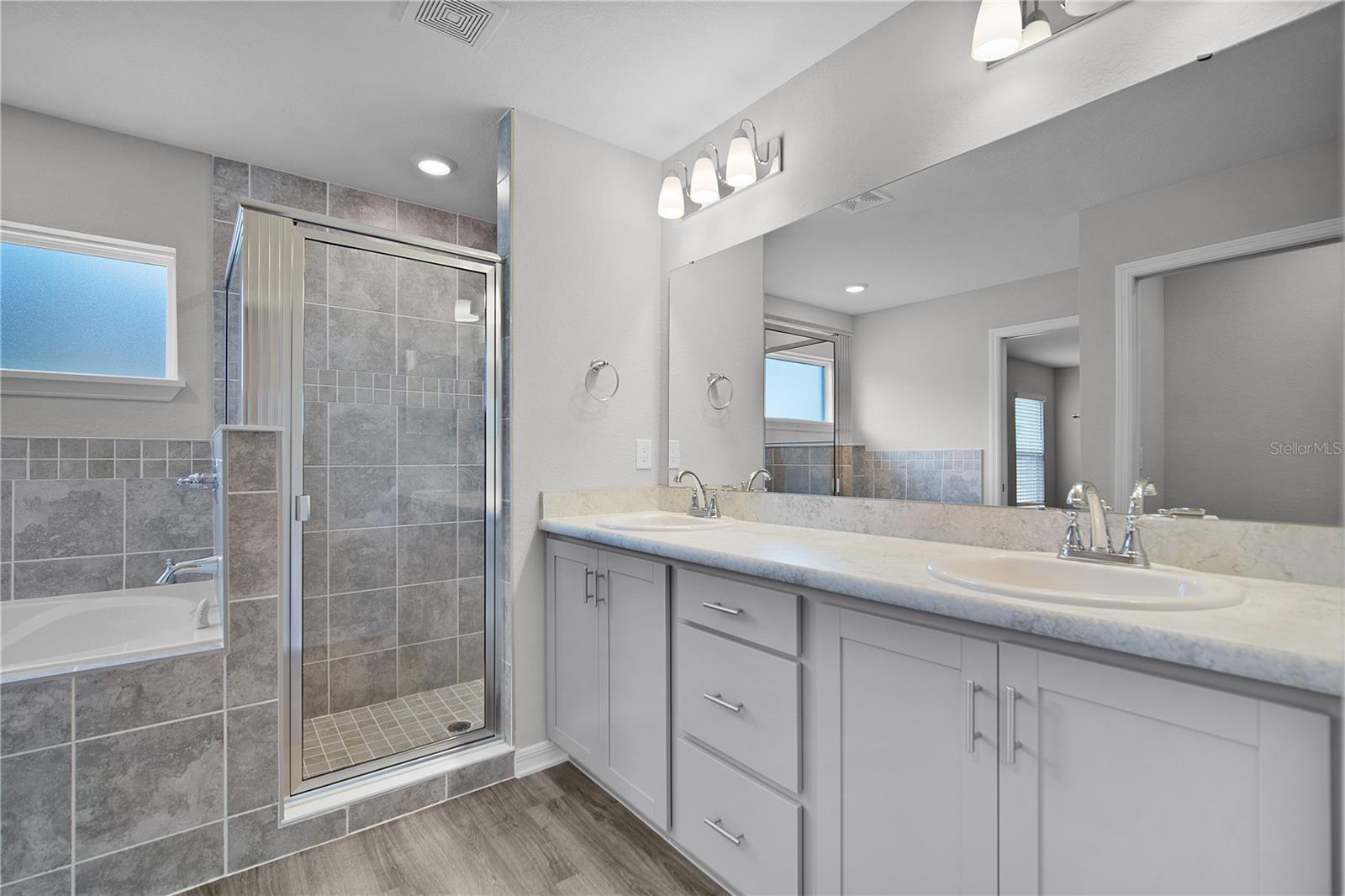 2439 MATTERHORN TRL, DAVENPORT, FL, 33837