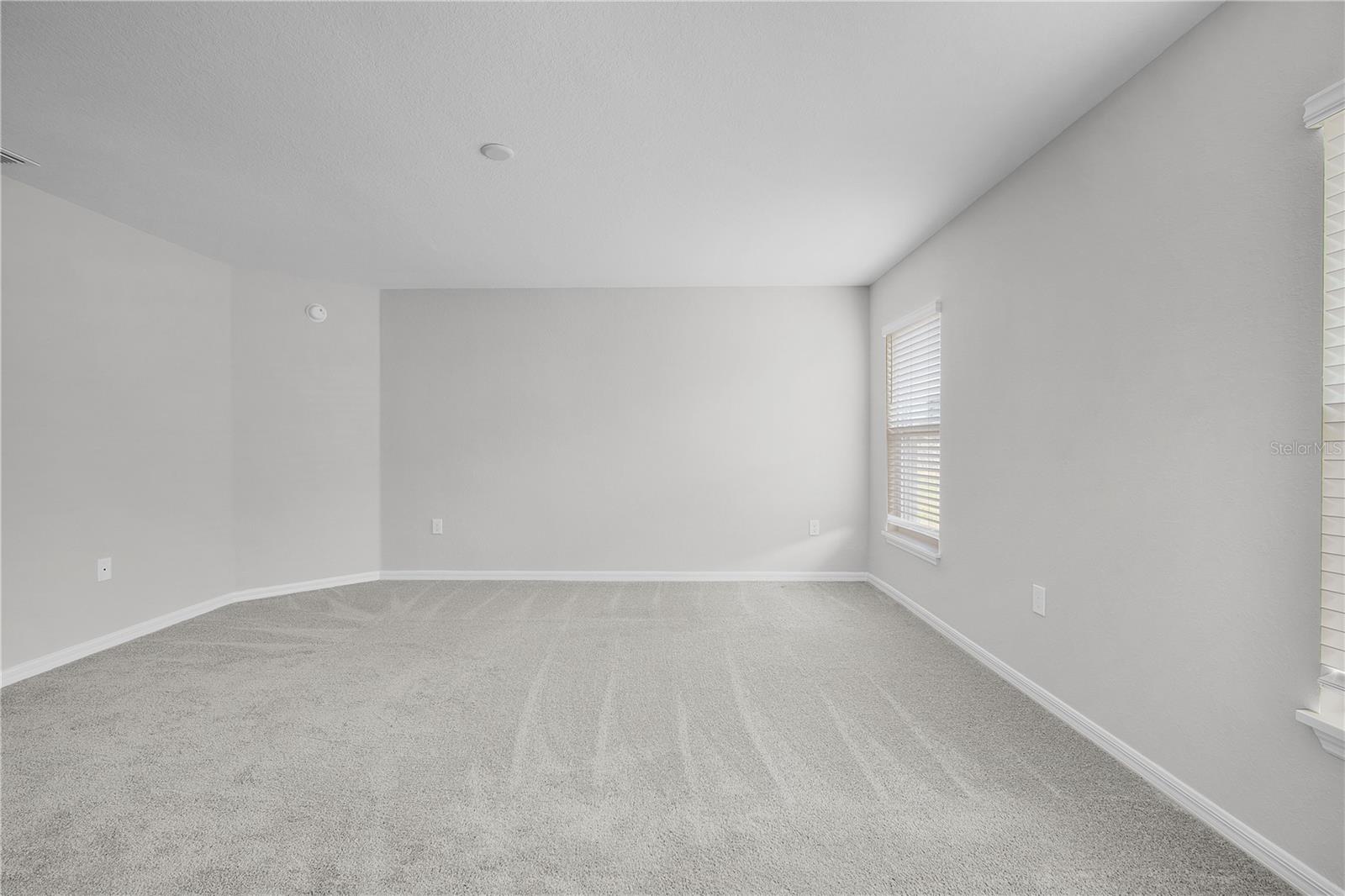 2439 MATTERHORN TRL, DAVENPORT, FL, 33837