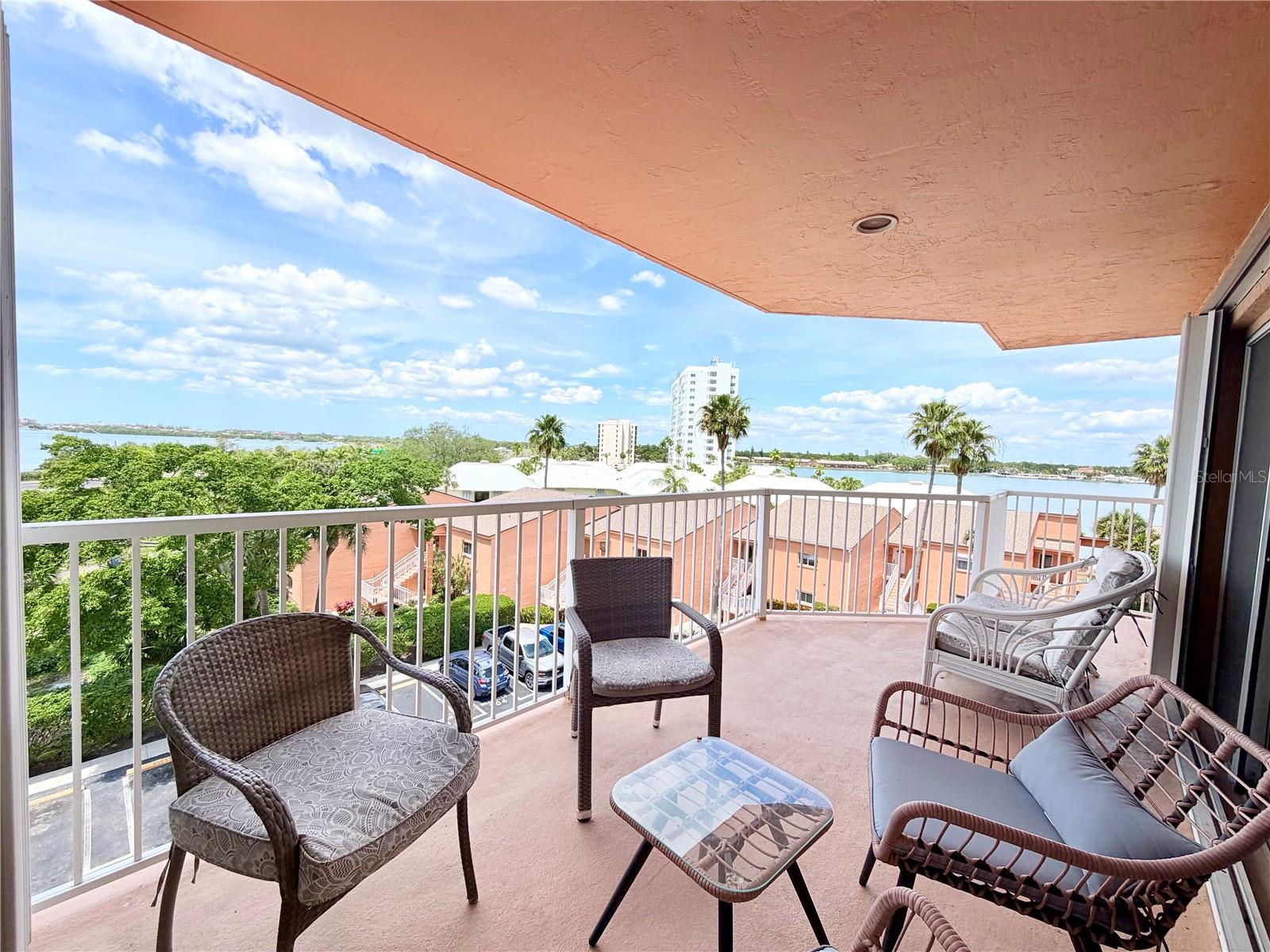 7430 SUNSHINE SKYWAY LN S #501, ST PETERSBURG, FL, 33711