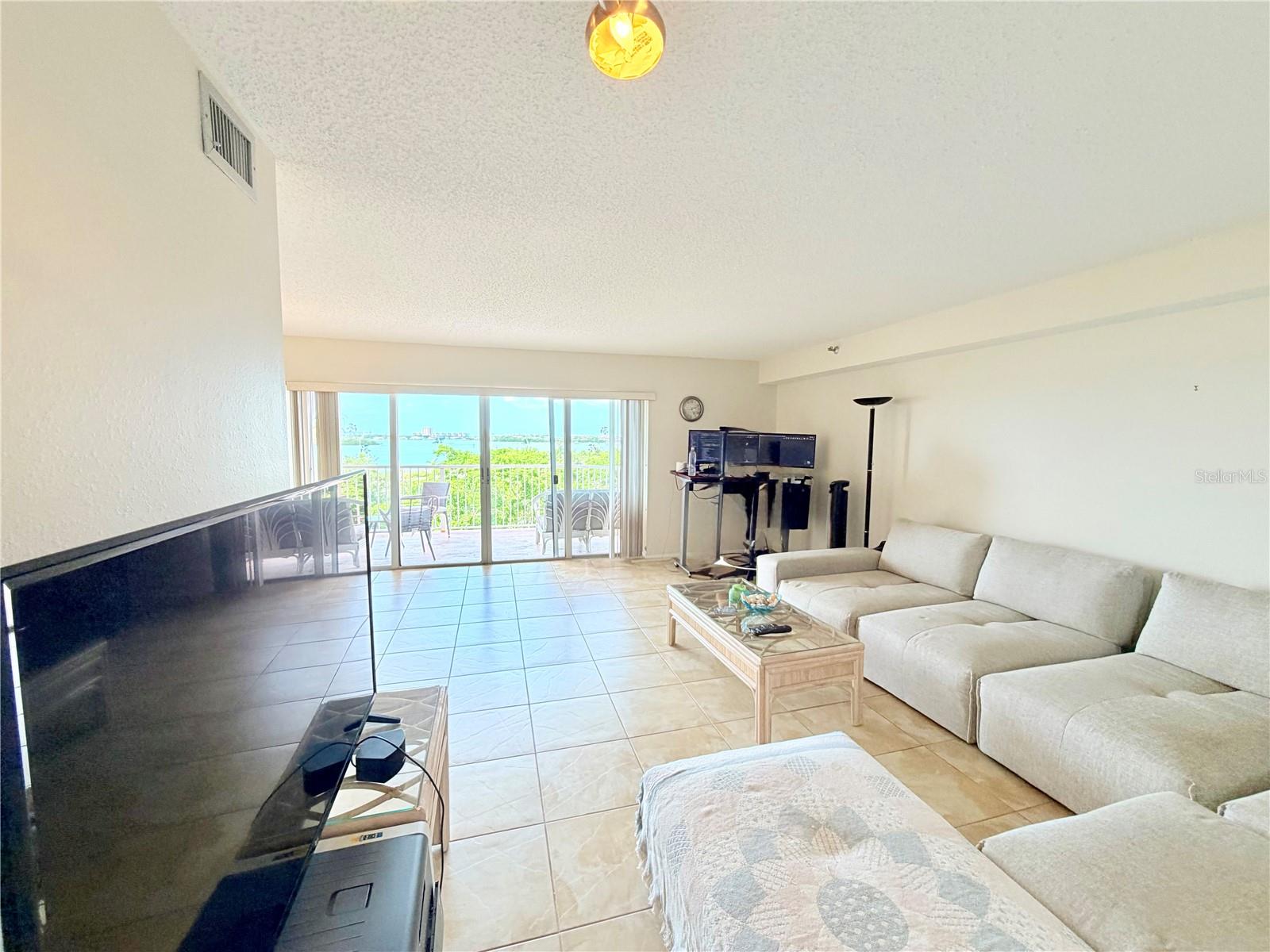 7430 SUNSHINE SKYWAY LN S #501, ST PETERSBURG, FL, 33711