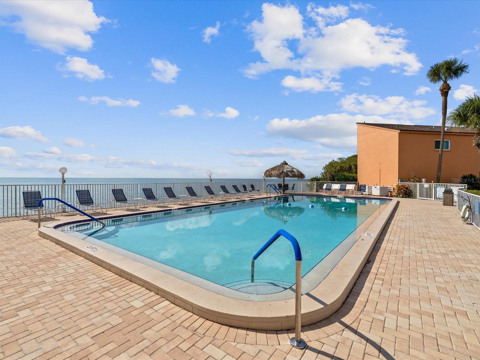 7430 SUNSHINE SKYWAY LN S #501, ST PETERSBURG, FL, 33711