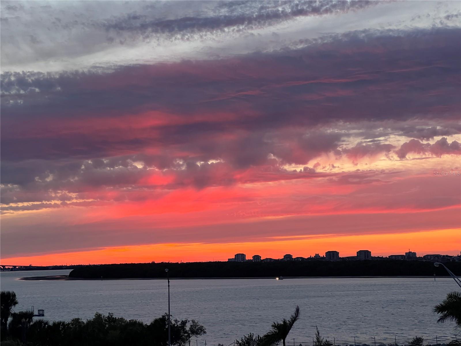 7430 SUNSHINE SKYWAY LN S #501, ST PETERSBURG, FL, 33711