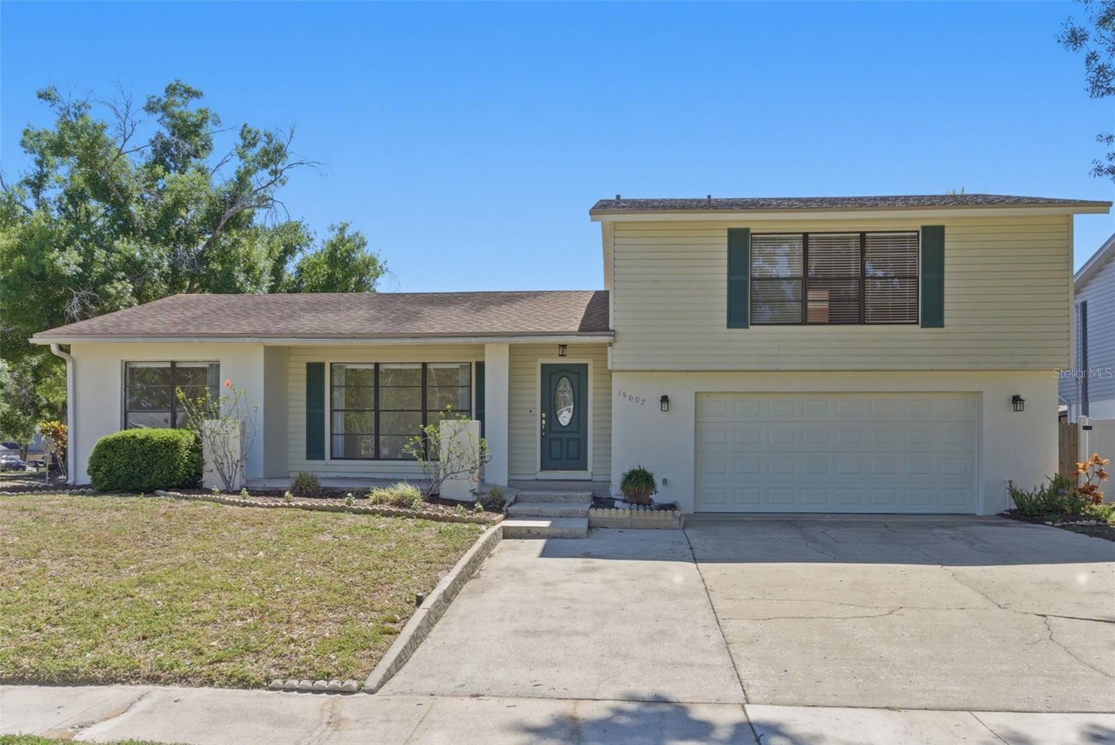 15602 FARNSWORTH LN, TAMPA, FL, 33624