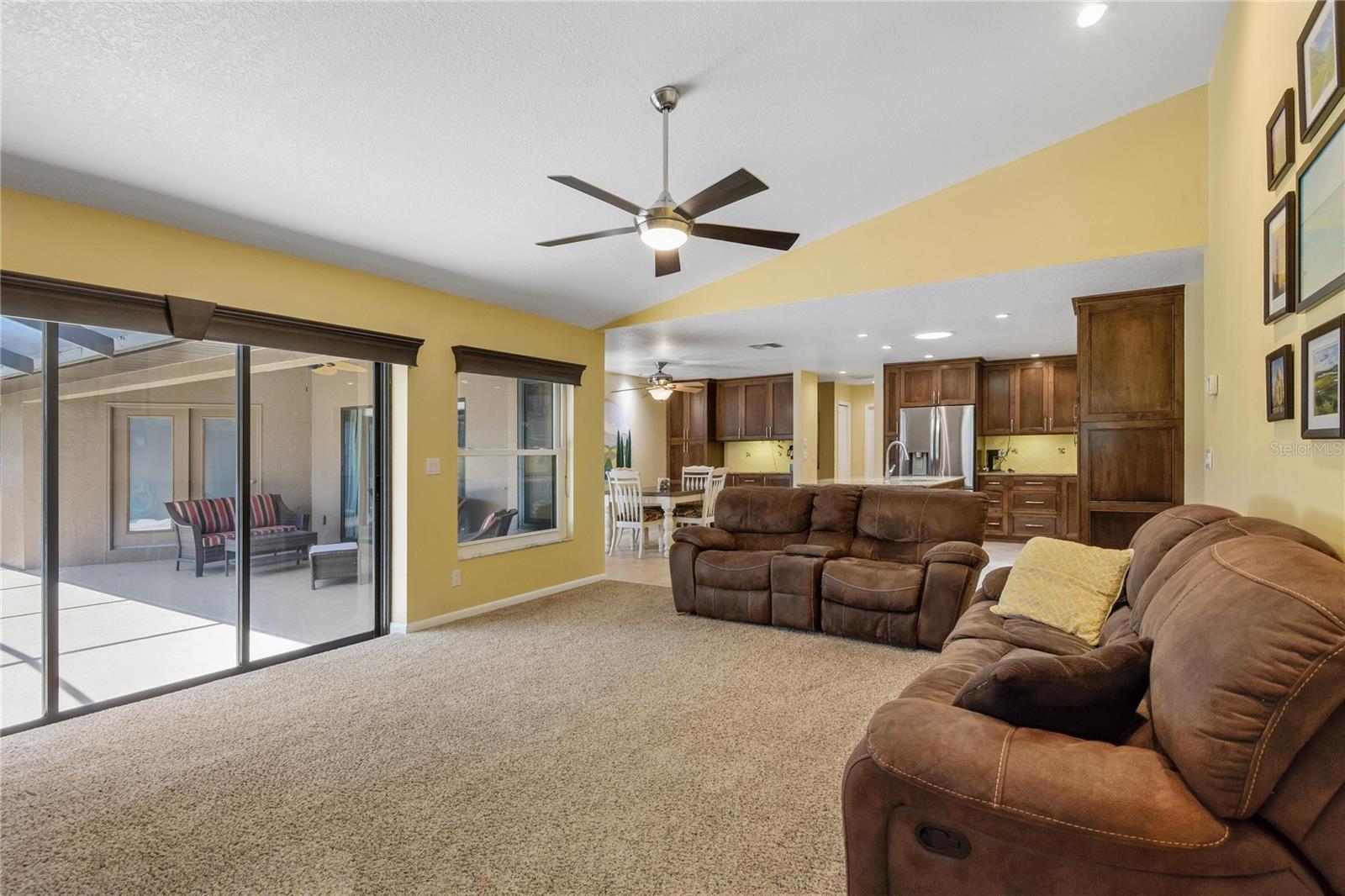 1215 HUNTINGTON LN, SAFETY HARBOR, FL, 34695