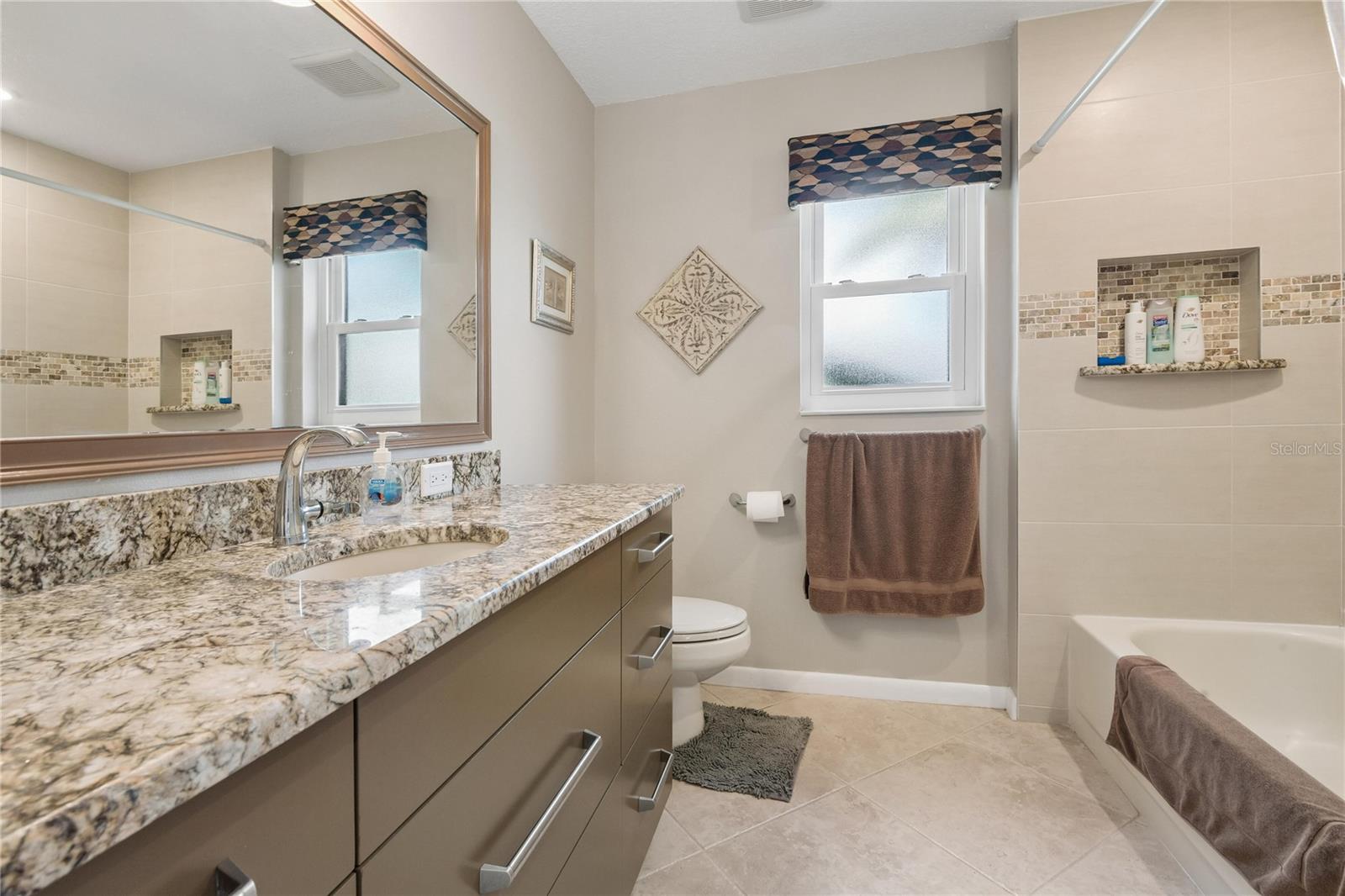 1215 HUNTINGTON LN, SAFETY HARBOR, FL, 34695