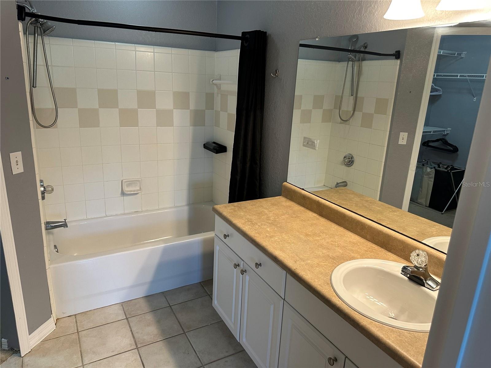 5601 ROSEHILL RD #201, SARASOTA, FL, 34233