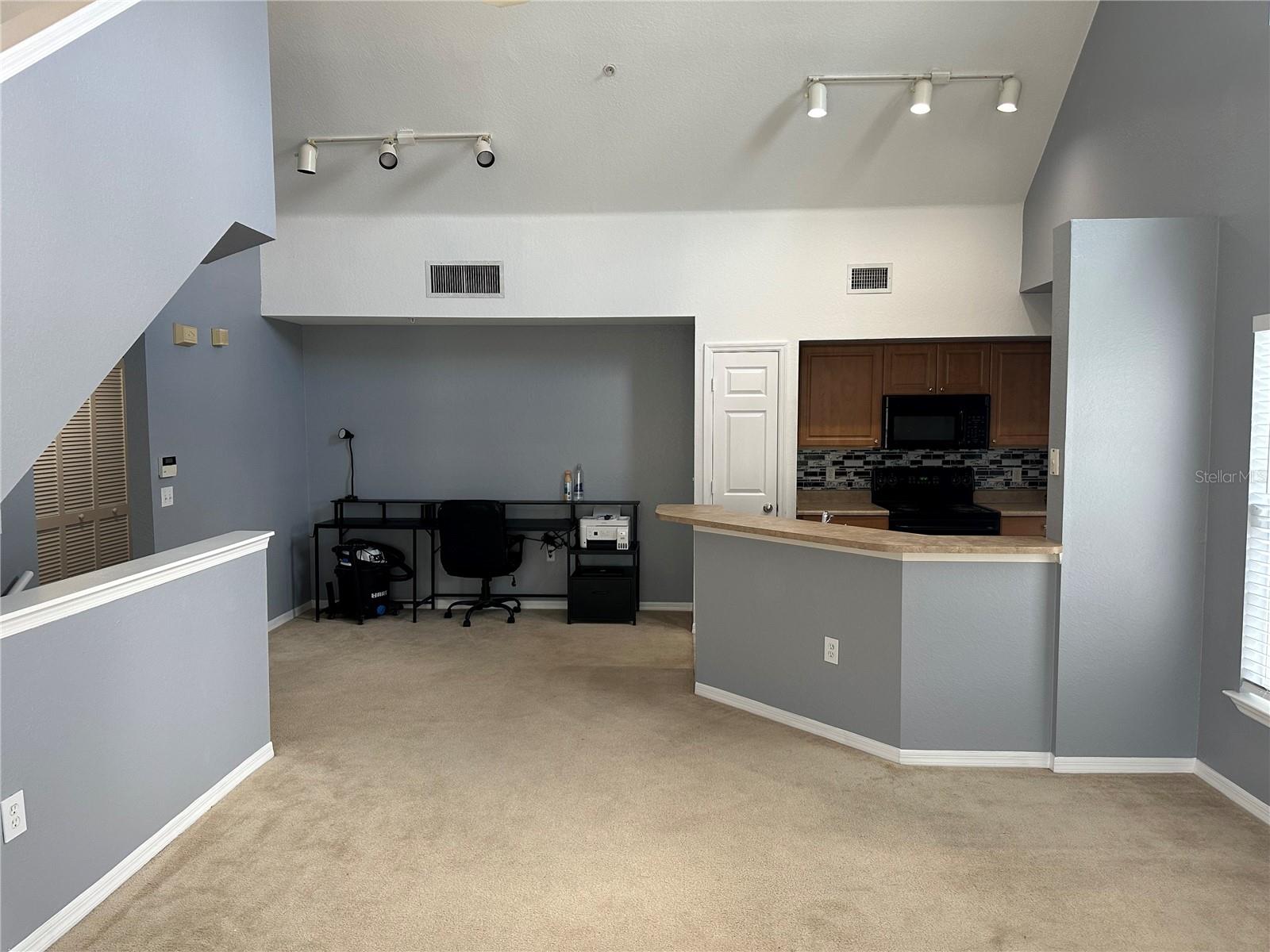 5601 ROSEHILL RD #201, SARASOTA, FL, 34233