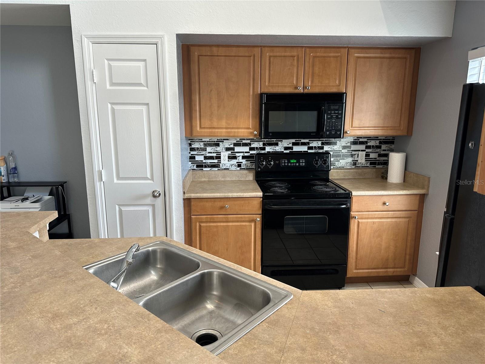5601 ROSEHILL RD #201, SARASOTA, FL, 34233