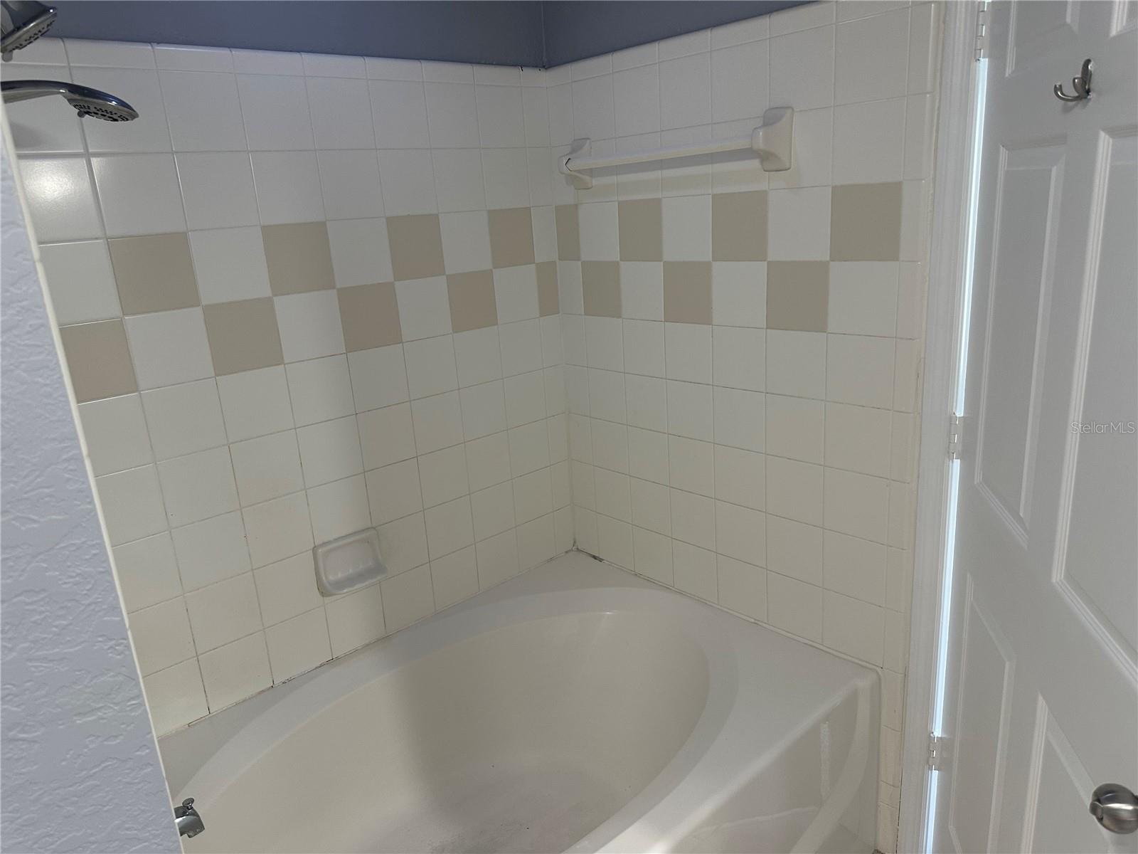 5601 ROSEHILL RD #201, SARASOTA, FL, 34233