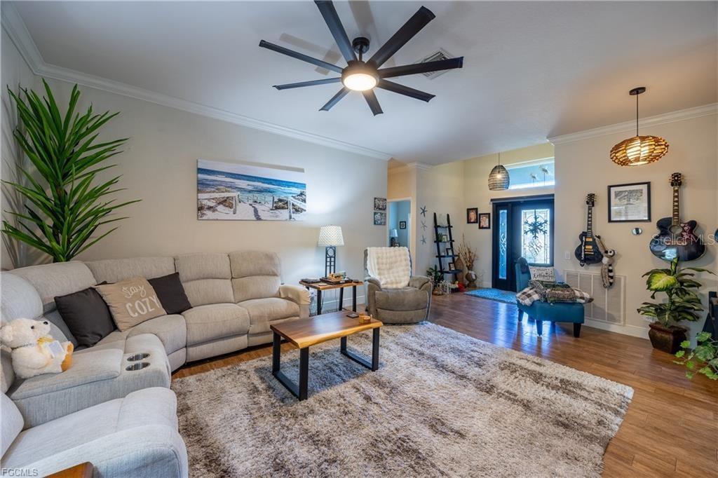 2128 CAPE HEATHER CIR, CAPE CORAL, FL, 33991